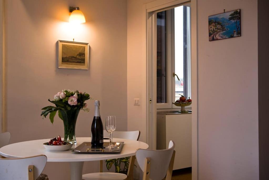 Suite Materdei - Art Of Living Napels Buitenkant foto