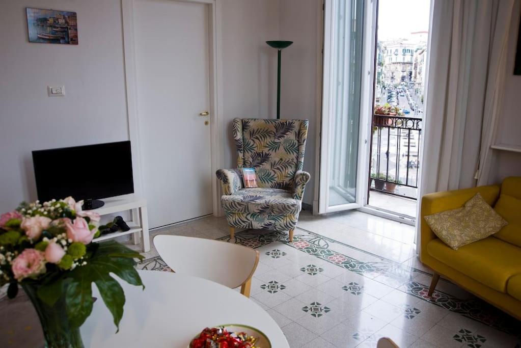 Suite Materdei - Art Of Living Napels Buitenkant foto